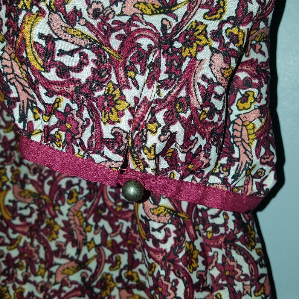 Dress - Picture 2 of 4